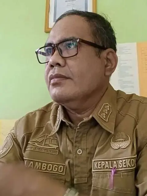 Foto A. Lambogo, S. Pd., M. Pd